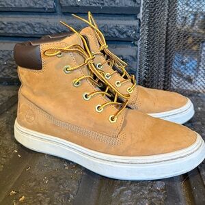 timberland tan boots 6 womens